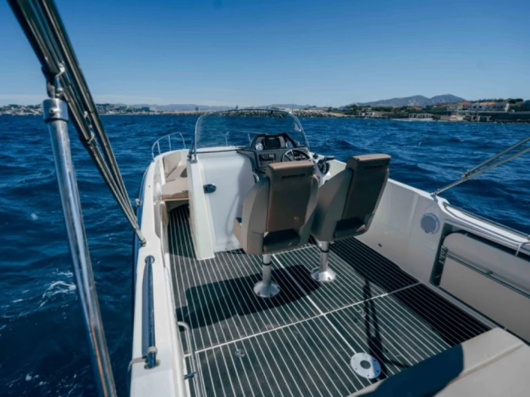 Yacht charter Marseille cheap Activ 755 Open