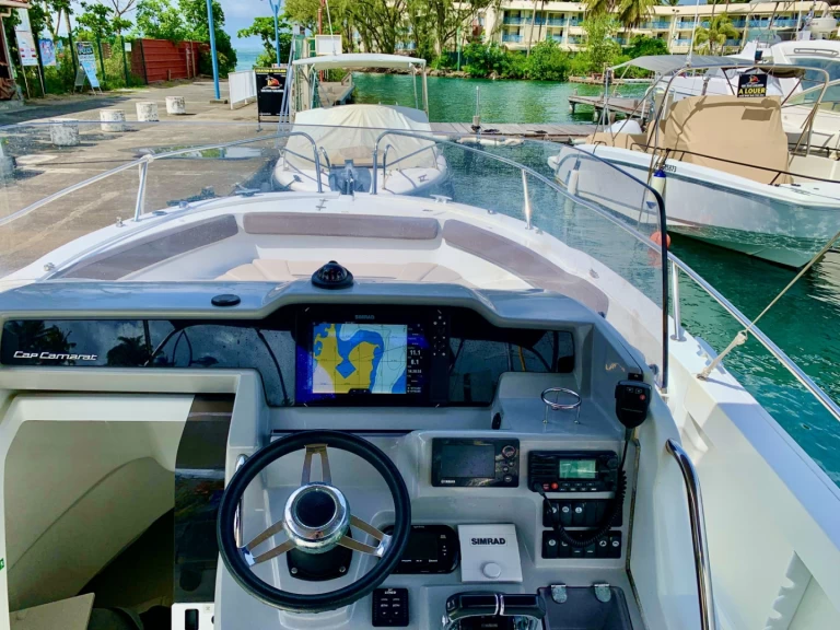 Motorboat rental in Les Trois-Îlets - Jeanneau Cap Camarat 8.5 CC