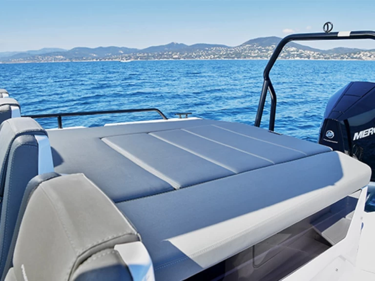 Motorboat rental with or without captain Axopar Trogir