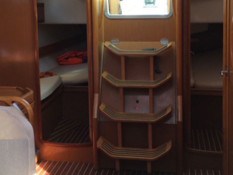 Boat rental 7 Bavaria 40  Cruiser in Arzon on Samboat