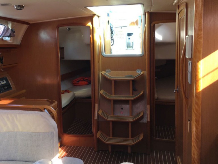 Bareboat Rental Sailboat 7 with a boat licence