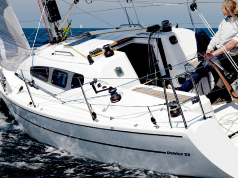 Yacht charter Arzon cheap DEHLER 32