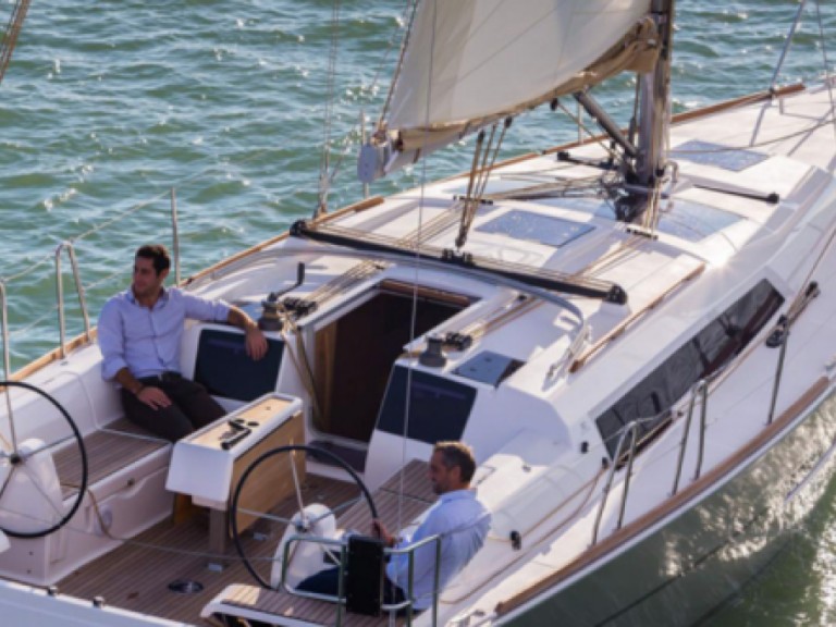 Sailboat rental with or without captain 3 Arzon