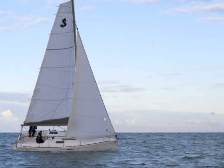 Sailboat rental in Arzon - 4 FIRST 25 S