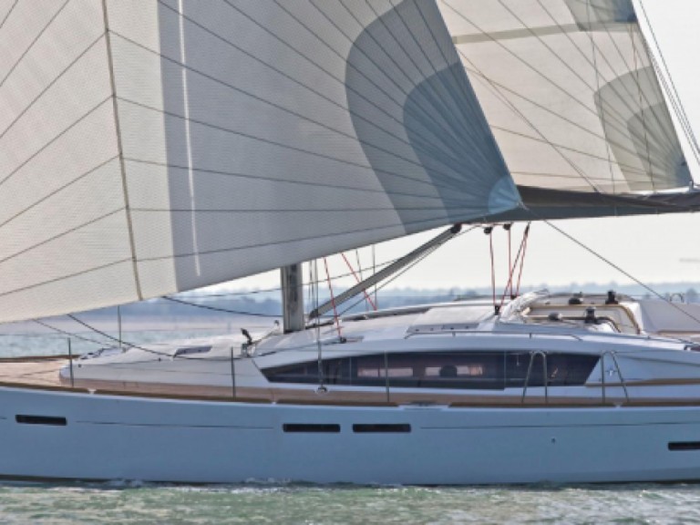 Boat rental 2 Sun Odyssey 44i in Arzon on Samboat