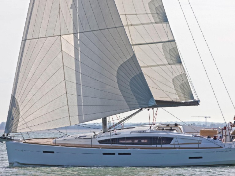 Sailboat rental with or without captain 2 Arzon