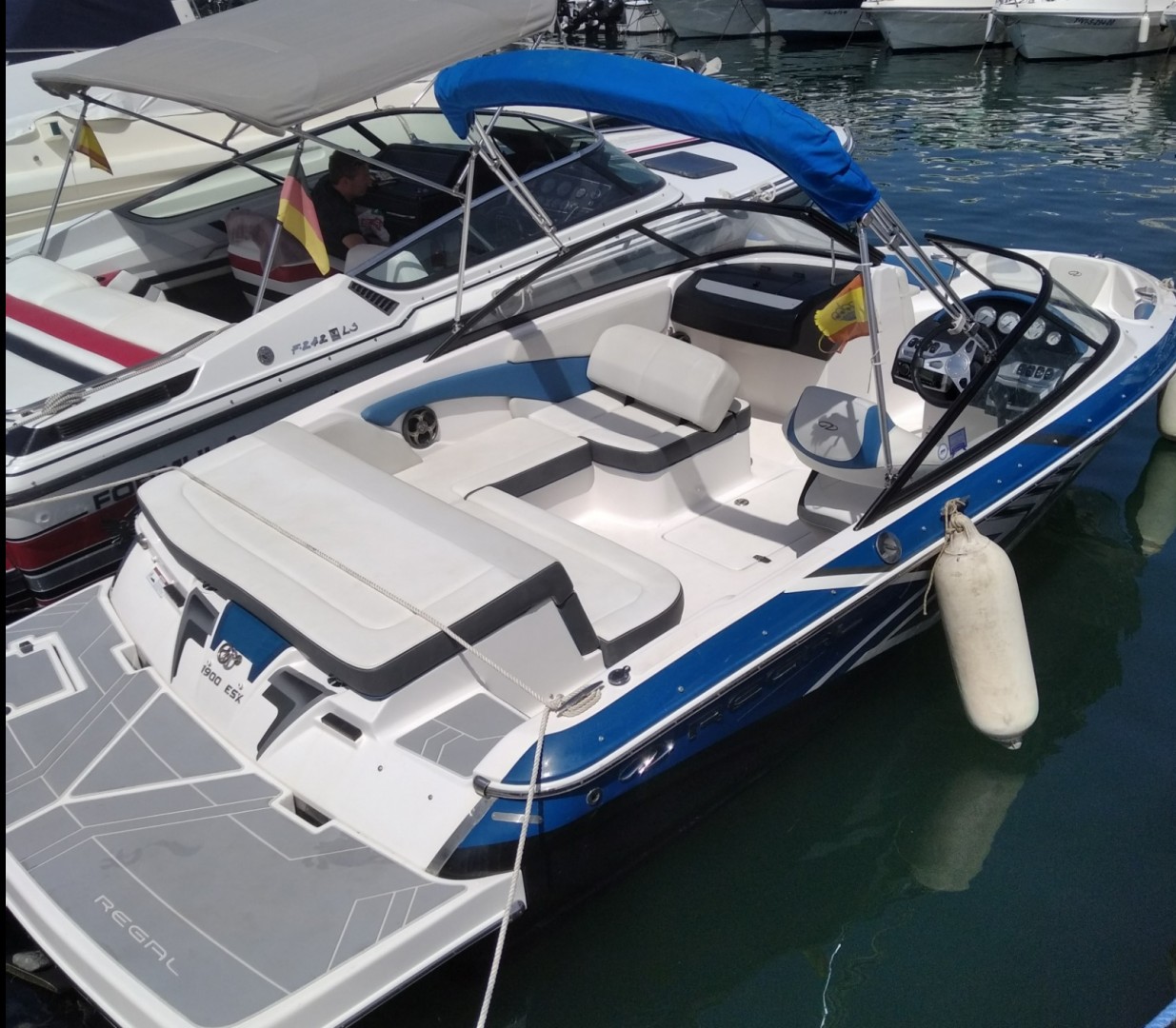 Rent a Motorboat Régal Regal 1900 ES in Sant Antoni de Portmany