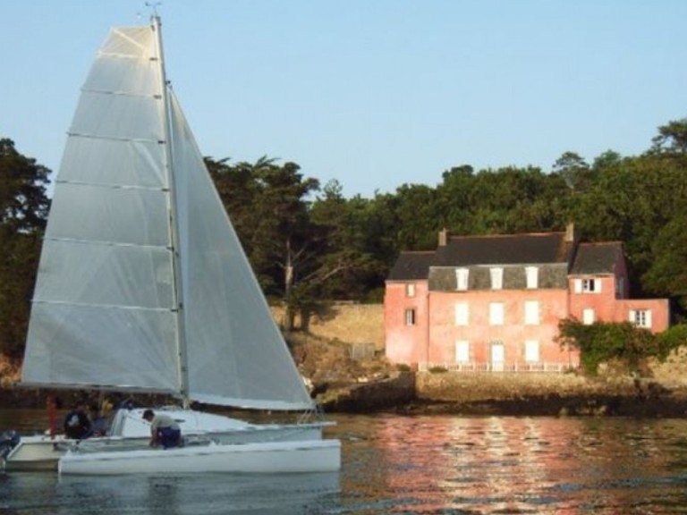 Catamaran rental in La Trinité-sur-Mer - Tricat tricat 25