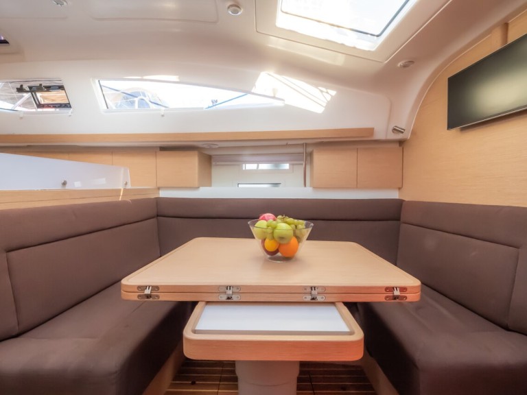 Sailboat rental with or without captain Elan Biograd na Moru