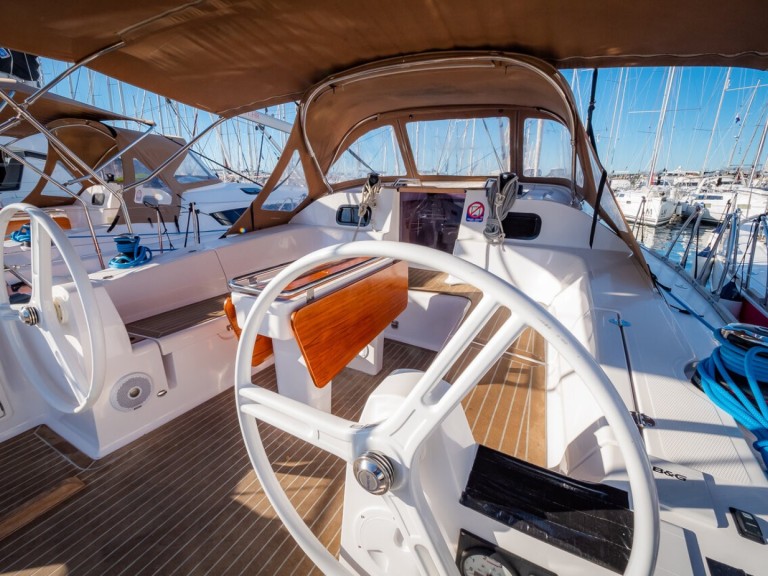 Sailboat for rent Biograd na Moru at the best price