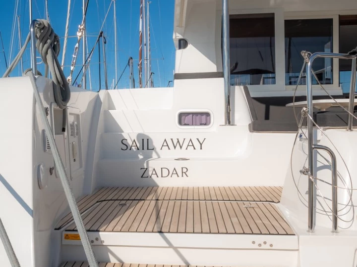 Yacht charter Biograd na Moru cheap Lagoon 40