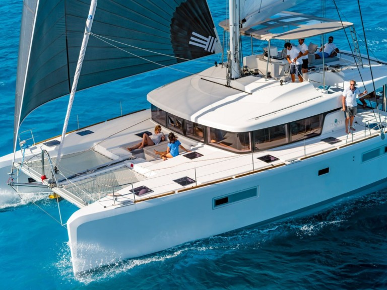Yacht charter Cogolin cheap Lagoon 52 F