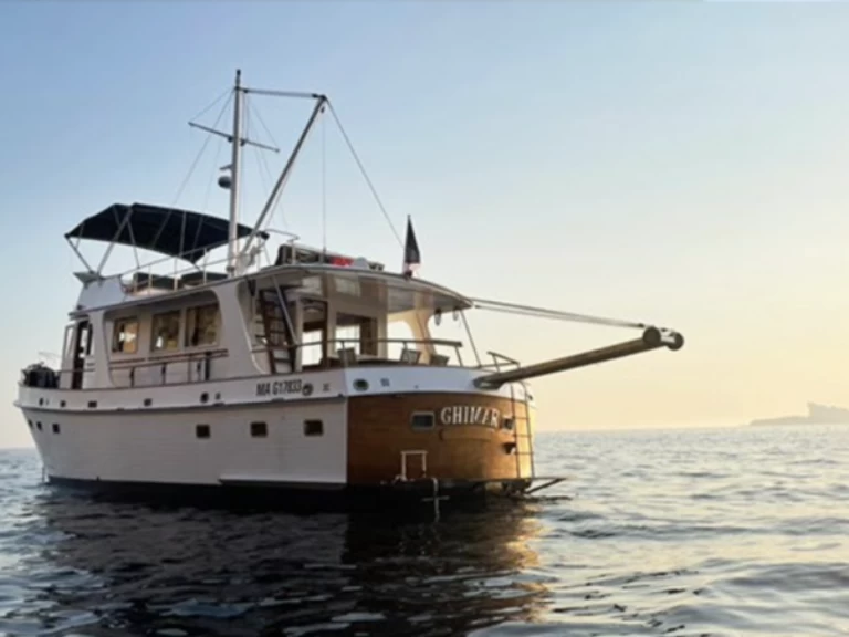 Motorboat rental in Marseille - Grand Banks Grand Banks 50