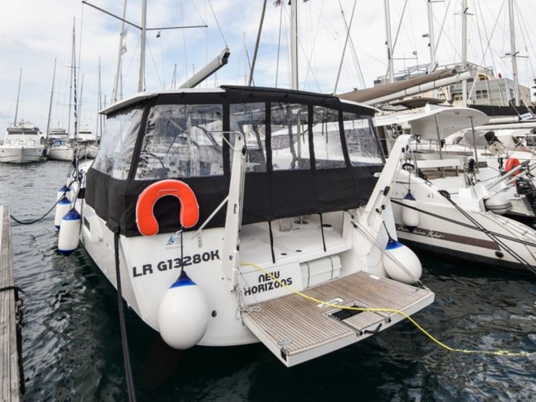 Sailboat rental with or without captain Jeanneau Zadar