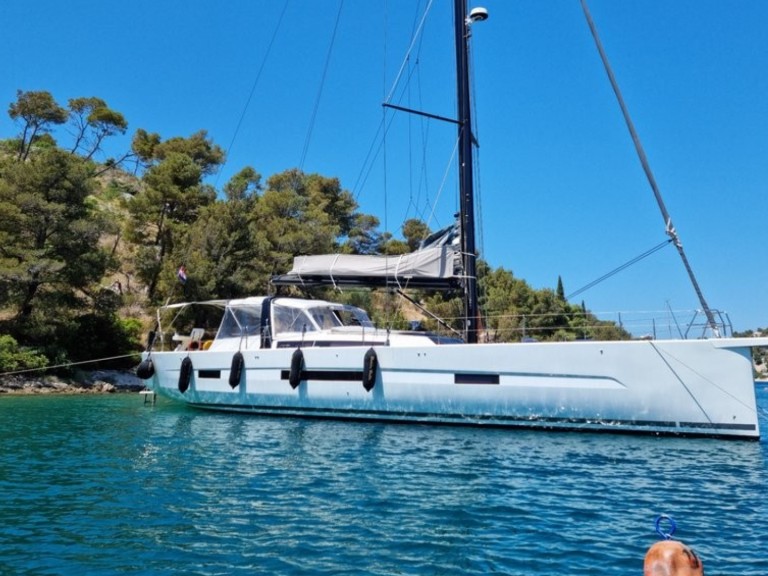 Sailboat rental with or without captain Dufour Primošten