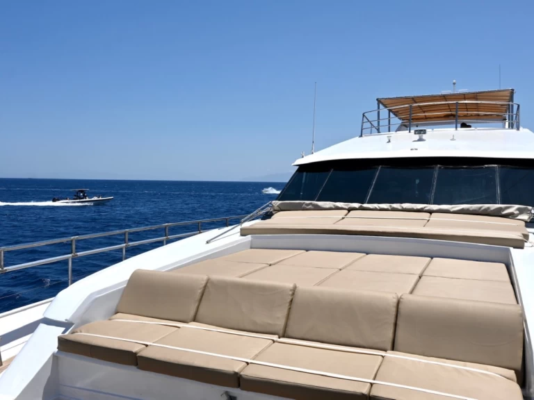 Boat rental Tecnomarine Tecnomarine 92 in Ornos on Samboat