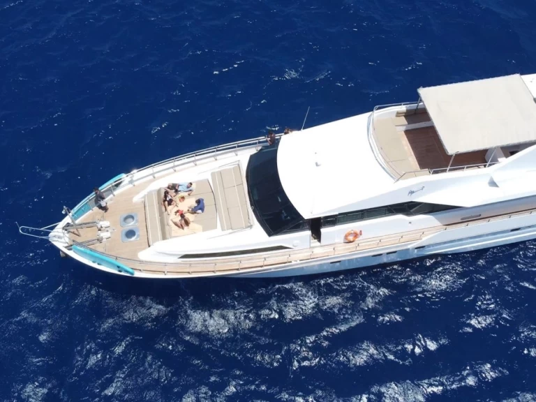 Bareboat Rental Luxury Yacht Tecnomarine with a boat licence