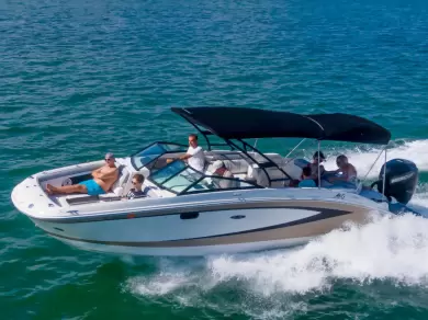 Rent a Motorboat Sea Ray SDX 270 in Miami | SamBoat