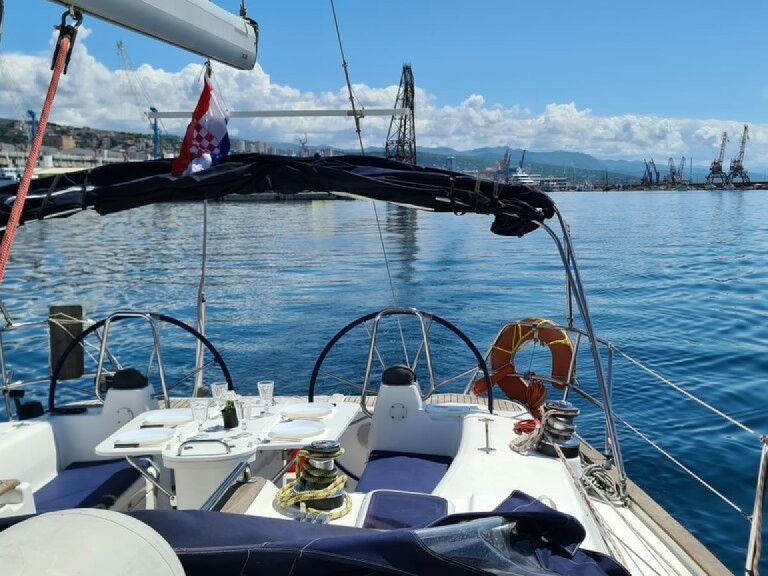 Yacht charter Rijeka cheap Bavaria 44
