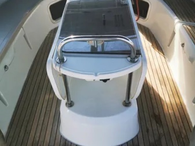 Sailboat rental with or without captain Jeanneau Sukošan