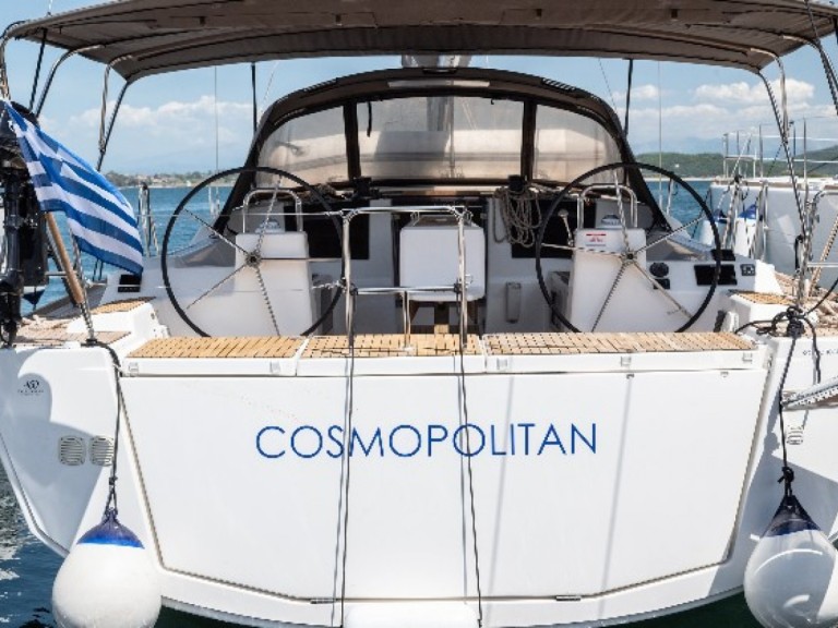 Sailboat for rent Lefkáda at the best price