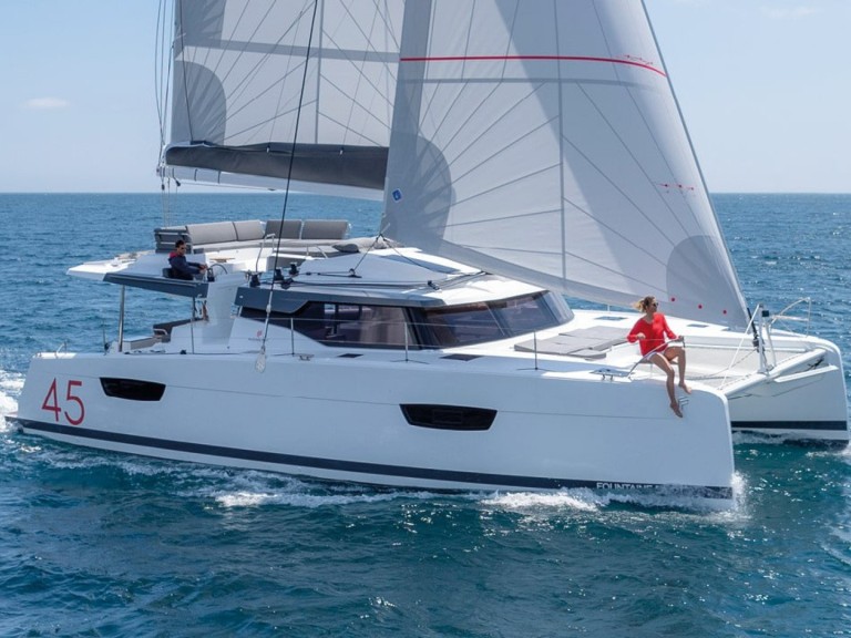 Catamaran rental in Marina Punat - Fountaine Pajot Elba 45