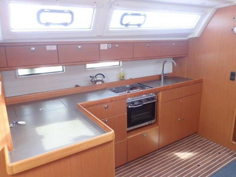 Bareboat Rental Sailboat Bavaria with a boat licence