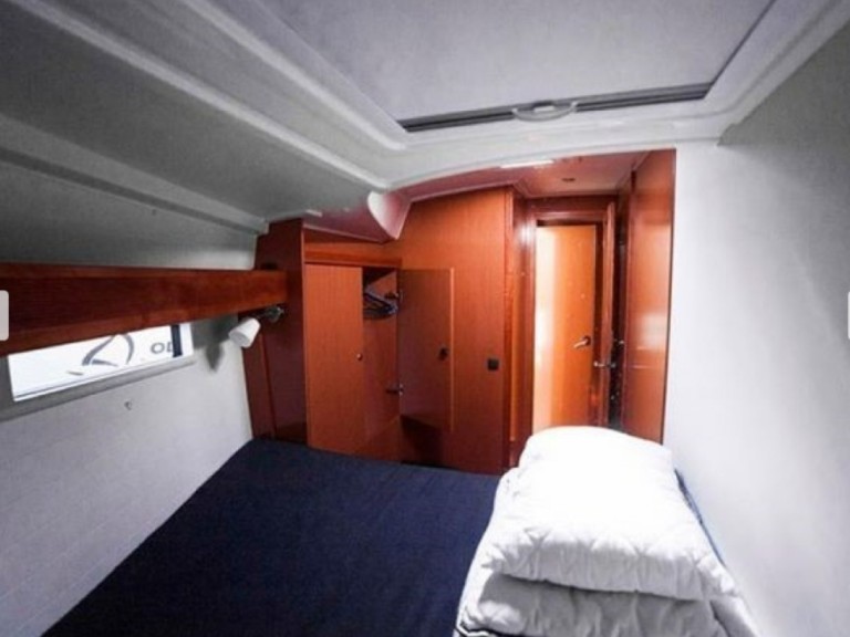 Sailboat for rent Sukošan at the best price