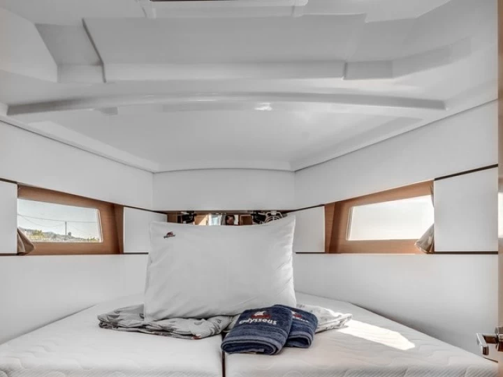 Bareboat Rental Sailboat Bénéteau with a boat licence