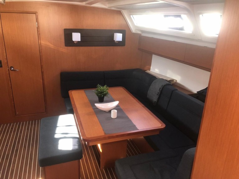 Yacht charter Göcek cheap Cruiser 46