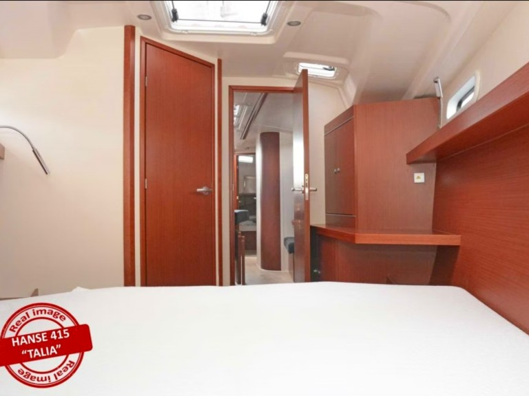 Bareboat Rental Sailboat Hanse with a boat licence