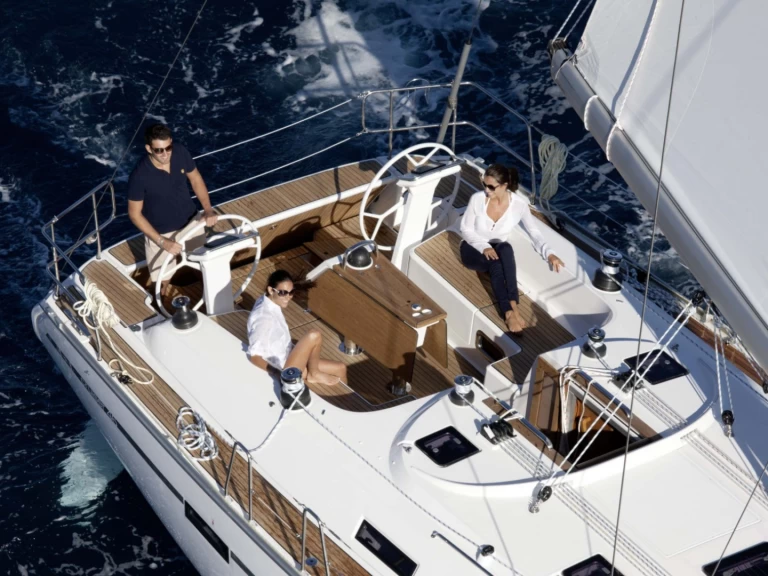 Yacht charter Rhodes (City) cheap Cruiser 46