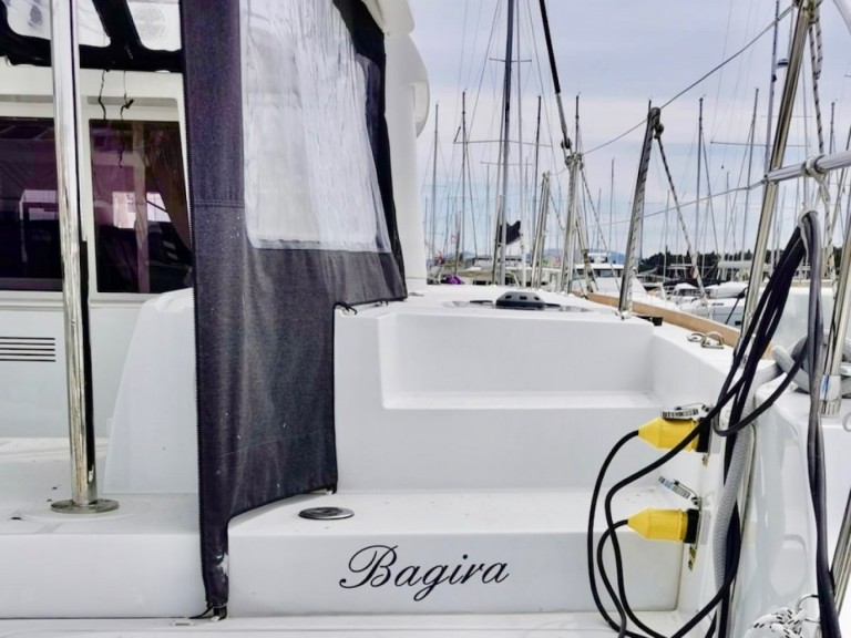 Catamaran rental with or without captain Lagoon Šibenik