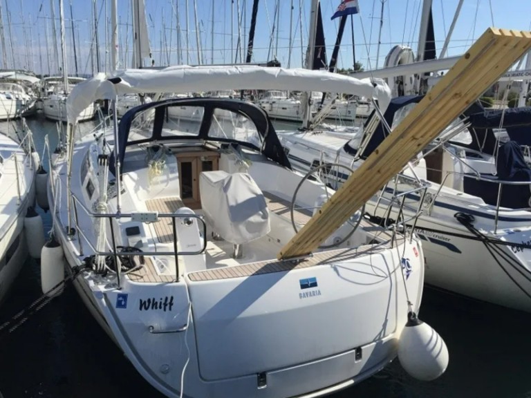 Sailboat rental in Sukošan - Bavaria Bavaria 37 '17