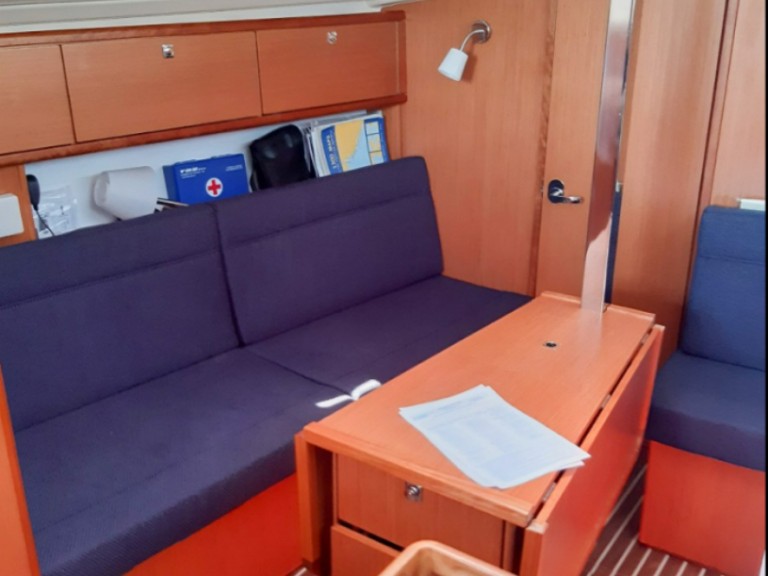 Rent a Bavaria Bavaria 34 '17 Sukošan