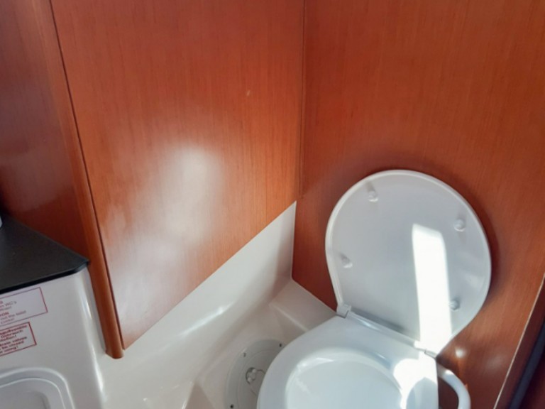 Yacht charter Sukošan cheap Bavaria 34 '17