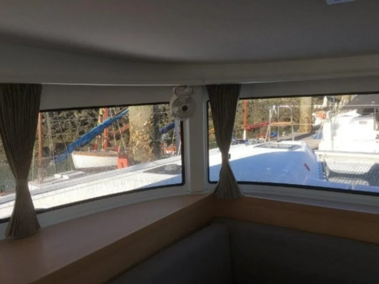 Catamaran rental in Bas du Fort - Lagoon Lagoon 42