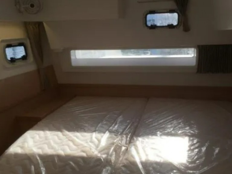 Boat rental Lagoon Lagoon 42 in Bas du Fort on Samboat