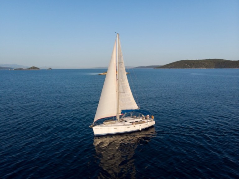 Sailboat rental in Vinišće - Bénéteau Oceanis 393 Clipper