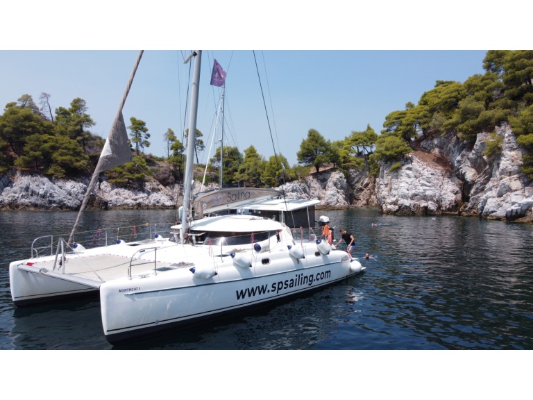 Bareboat Rental Catamaran Fountaine Pajot with a boat licence
