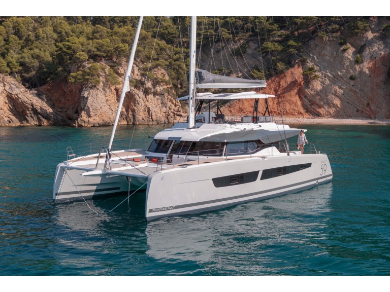 Boat rental Fountaine Pajot Samana 59 in Cogolin on Samboat