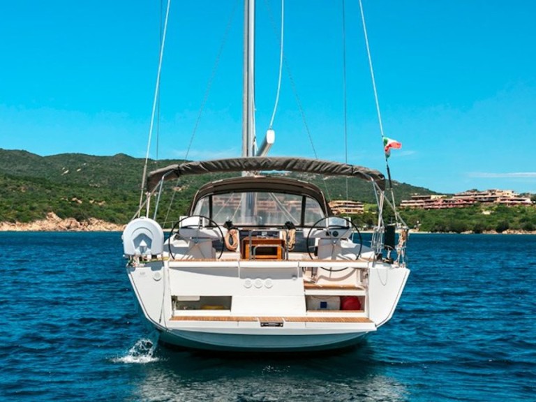 Sailboat rental in Olbia - Dufour Dufour 520 Grand Large