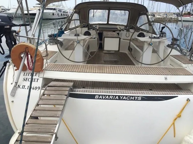 Bareboat Rental Sailboat Bavaria with a boat licence