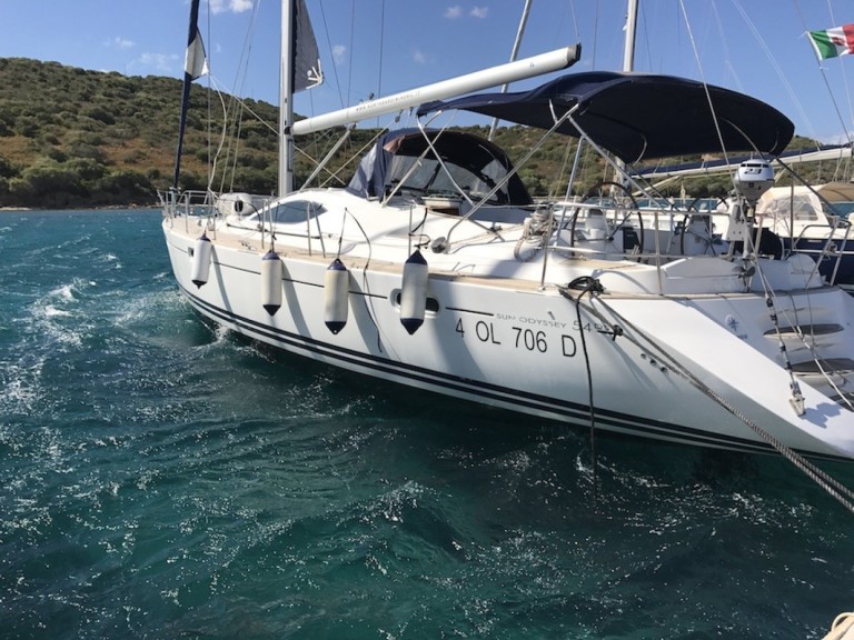 Sailboat rental with or without captain Jeanneau Cugnana Verde