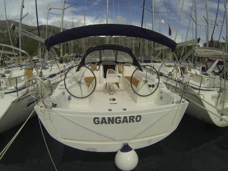 Bareboat Rental Sailboat Dufour with a boat licence