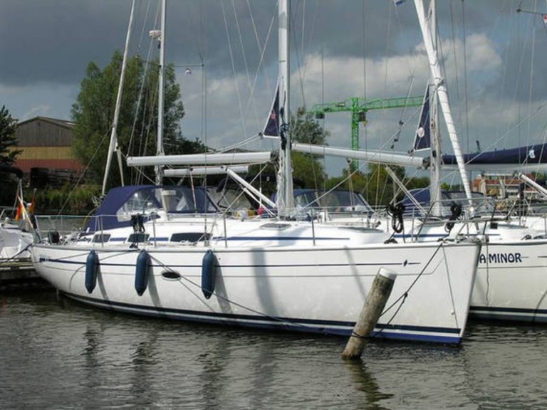 Yacht charter Lemmer cheap Bavaria 38 Cruiser