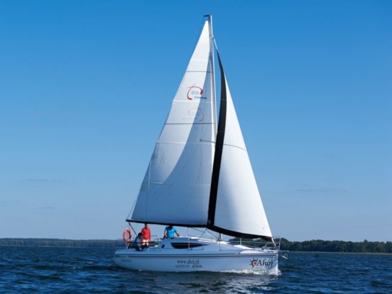 Sailboat for rent Wilkasy at the best price