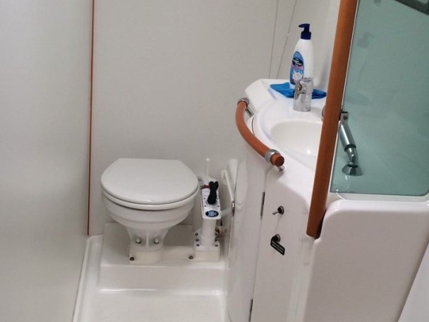 Lagoon Lagoon 410 S2 charter bareboat or captained in  Cagliari