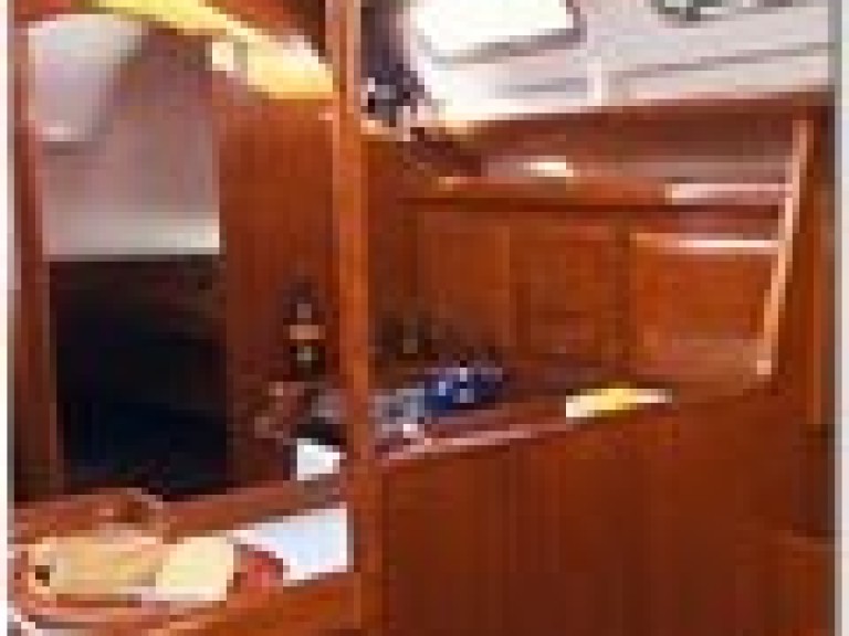 Boat rental Bénéteau Oceanis 373 in Cagliari on Samboat