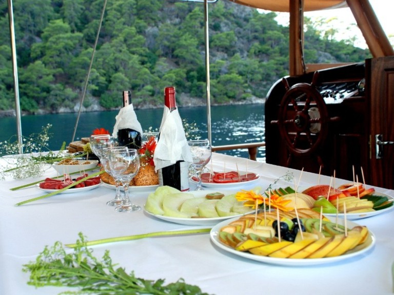 Sailboat rental in Bodrum -  Gulet Be Happy